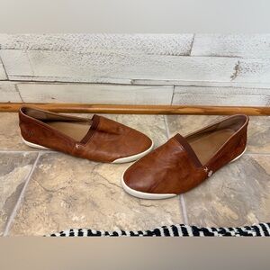 Frye Melanie slip on cognac brown size 7 shoes